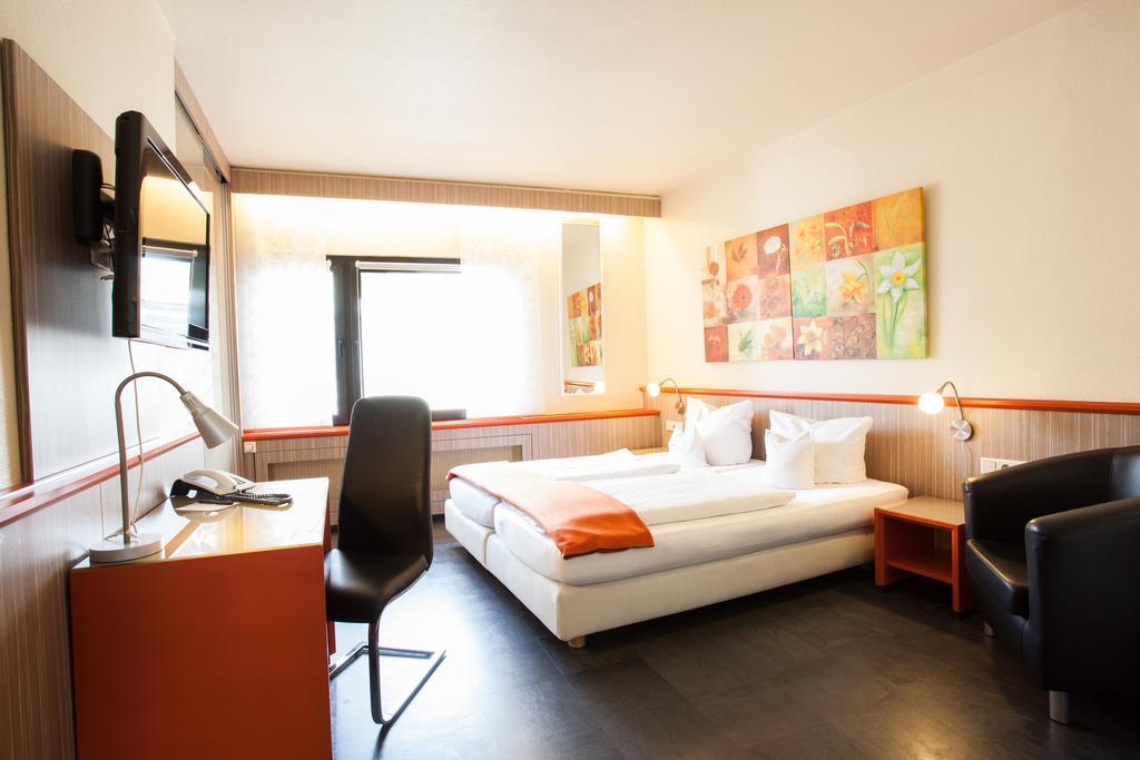 Trip Inn Hotel Ariane كولونيا المظهر الخارجي الصورة
