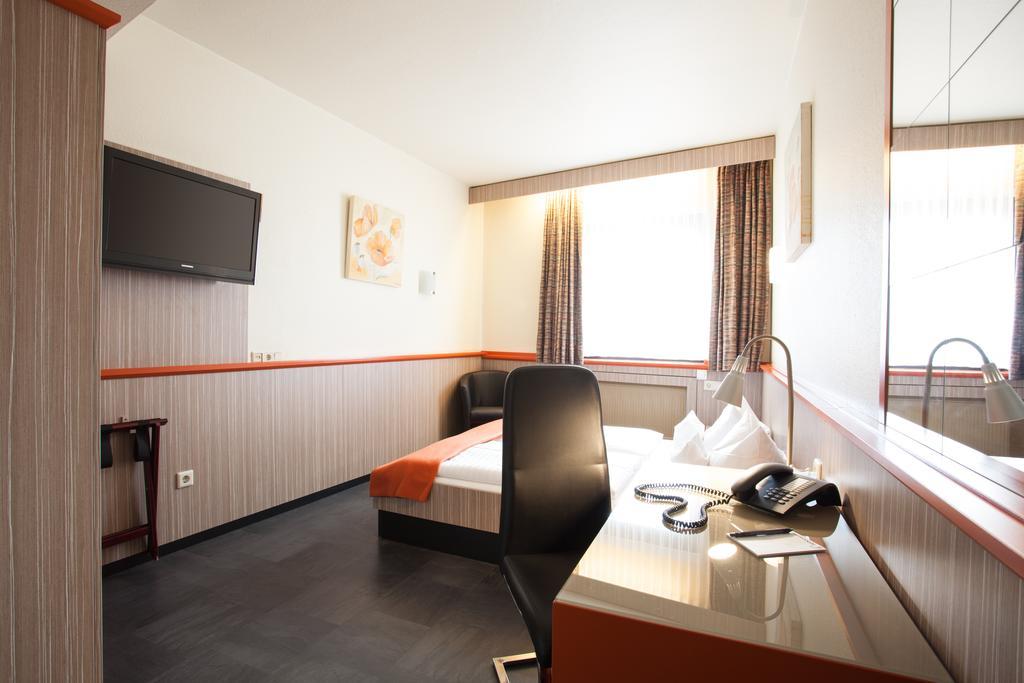 Trip Inn Hotel Ariane كولونيا المظهر الخارجي الصورة