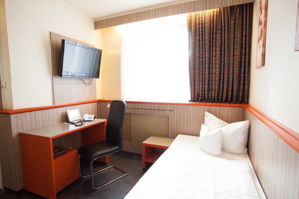 Trip Inn Hotel Ariane كولونيا الغرفة الصورة